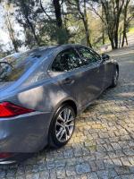 lexus-is-2018-hibrido-a-gasolina-2494cc