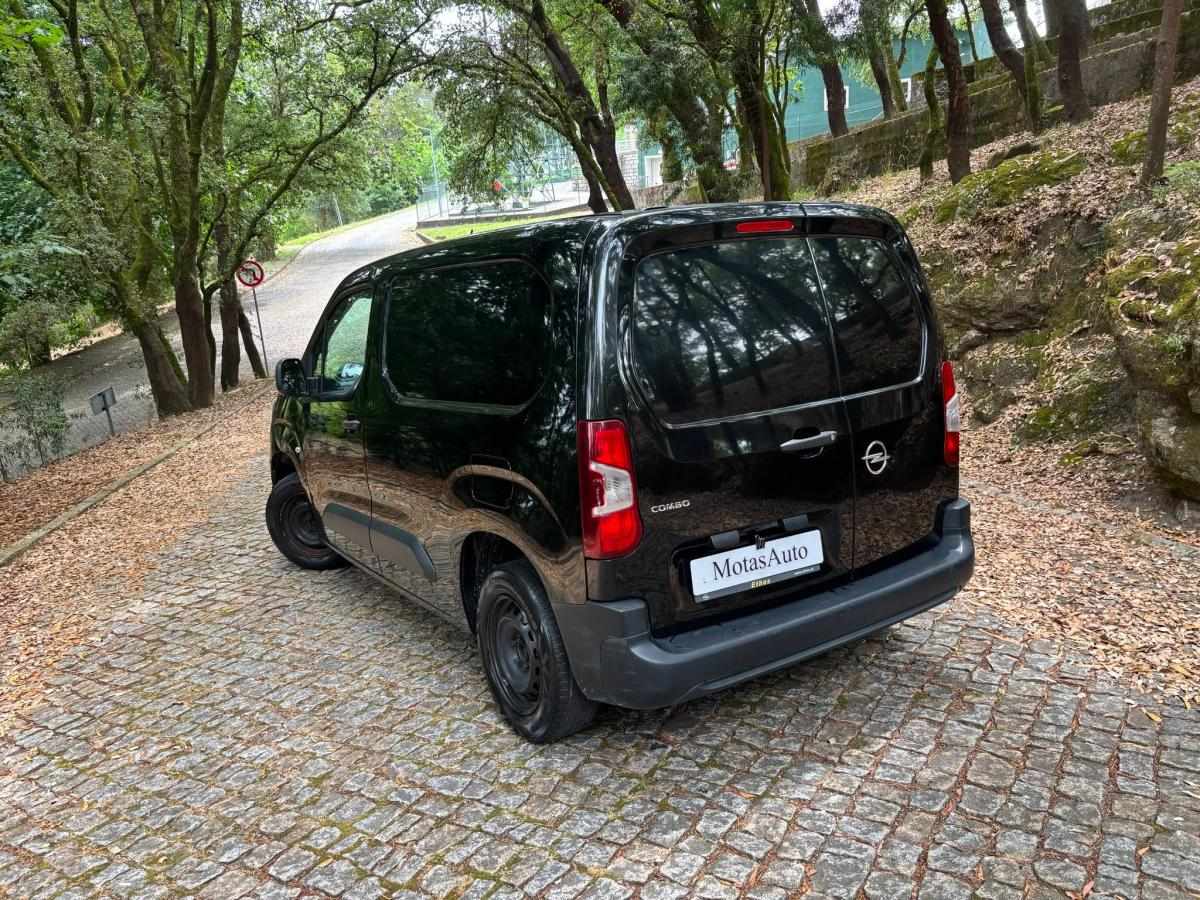 opel-combo-2022-diesel-1499cc