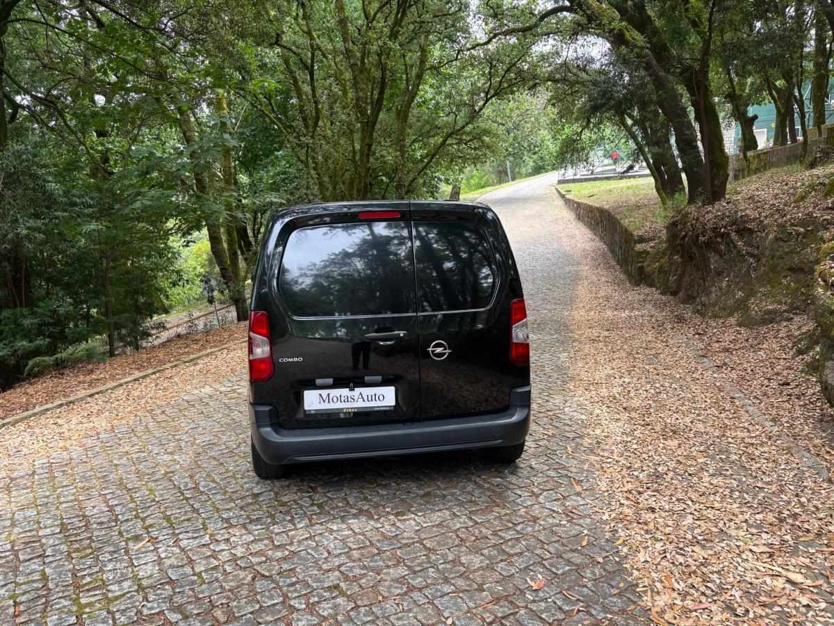 opel-combo-2022-diesel-1499cc