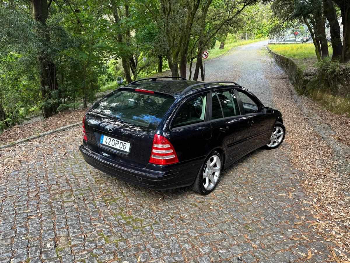 mercedes-benz-classe-c-2005-diesel-2148cc