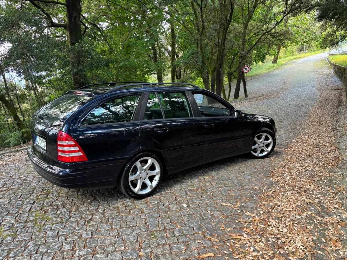 mercedes-benz-classe-c-2005-diesel-2148cc