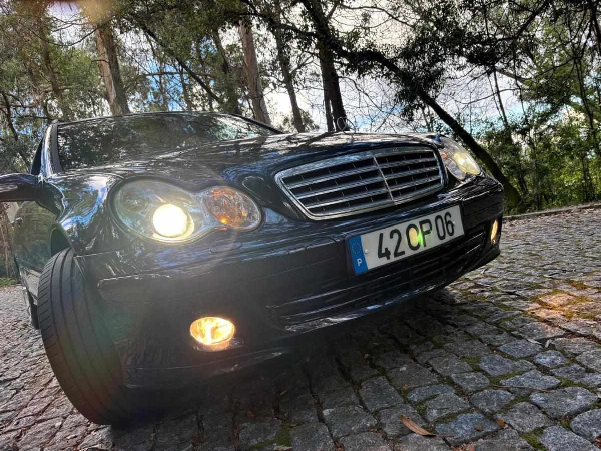 mercedes-benz-classe-c-2005-diesel-2148cc