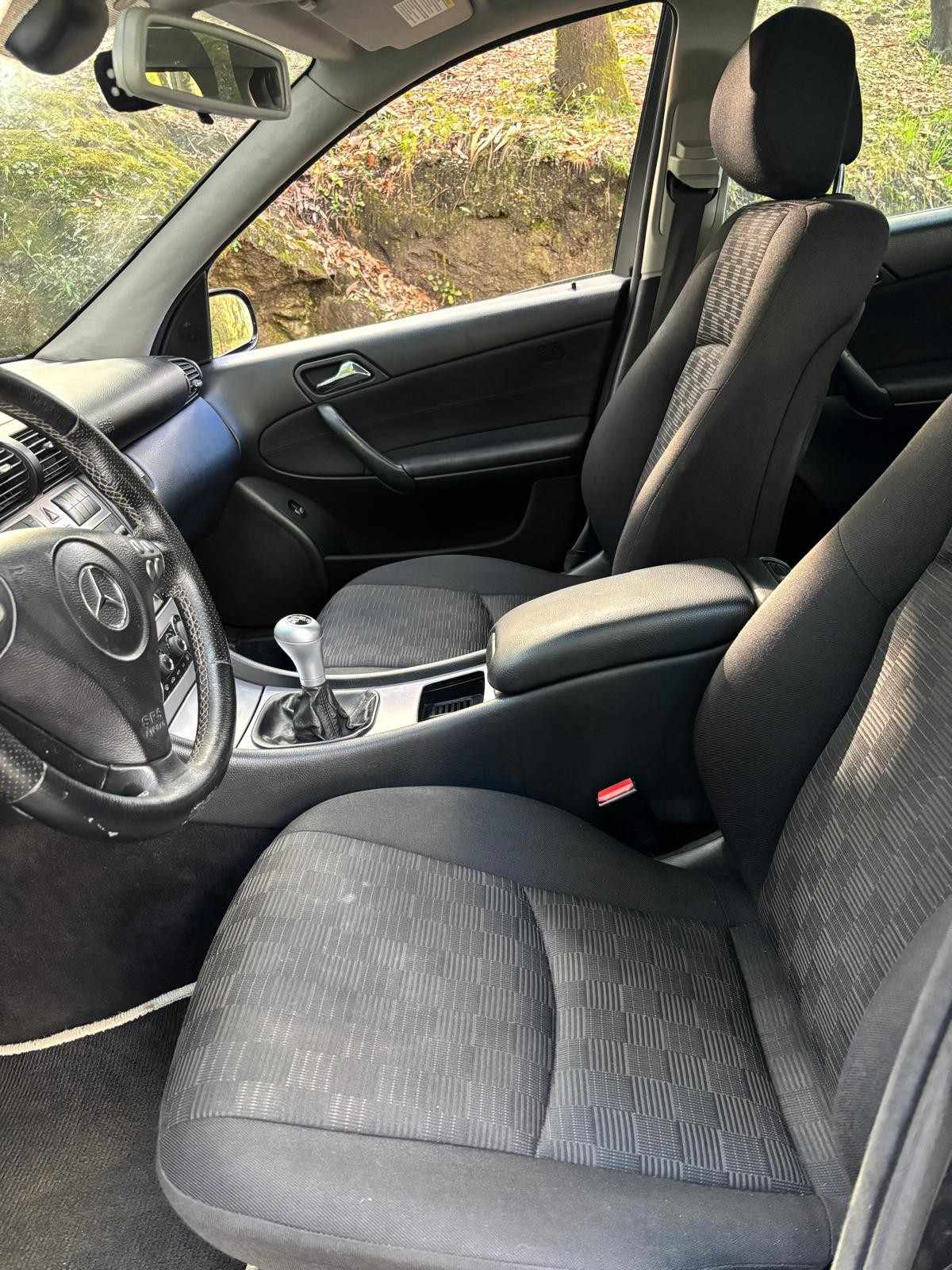 mercedes-benz-classe-c-2005-diesel-2148cc