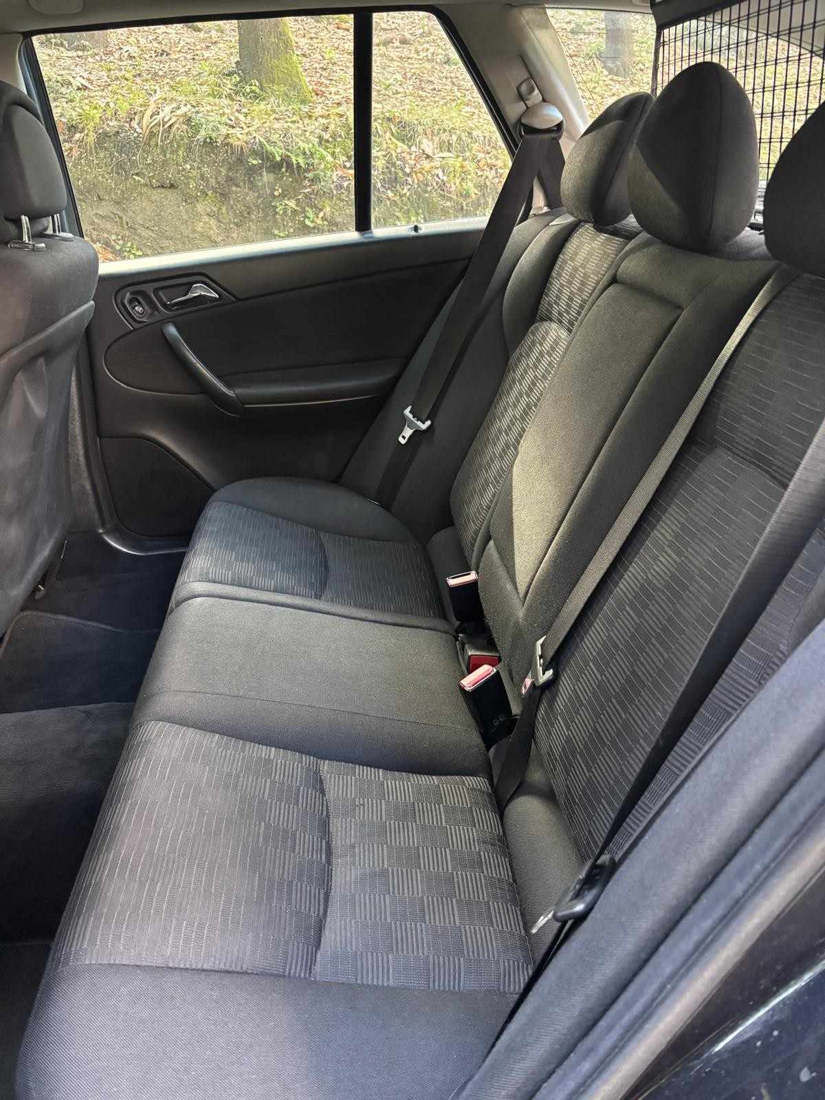 mercedes-benz-classe-c-2005-diesel-2148cc