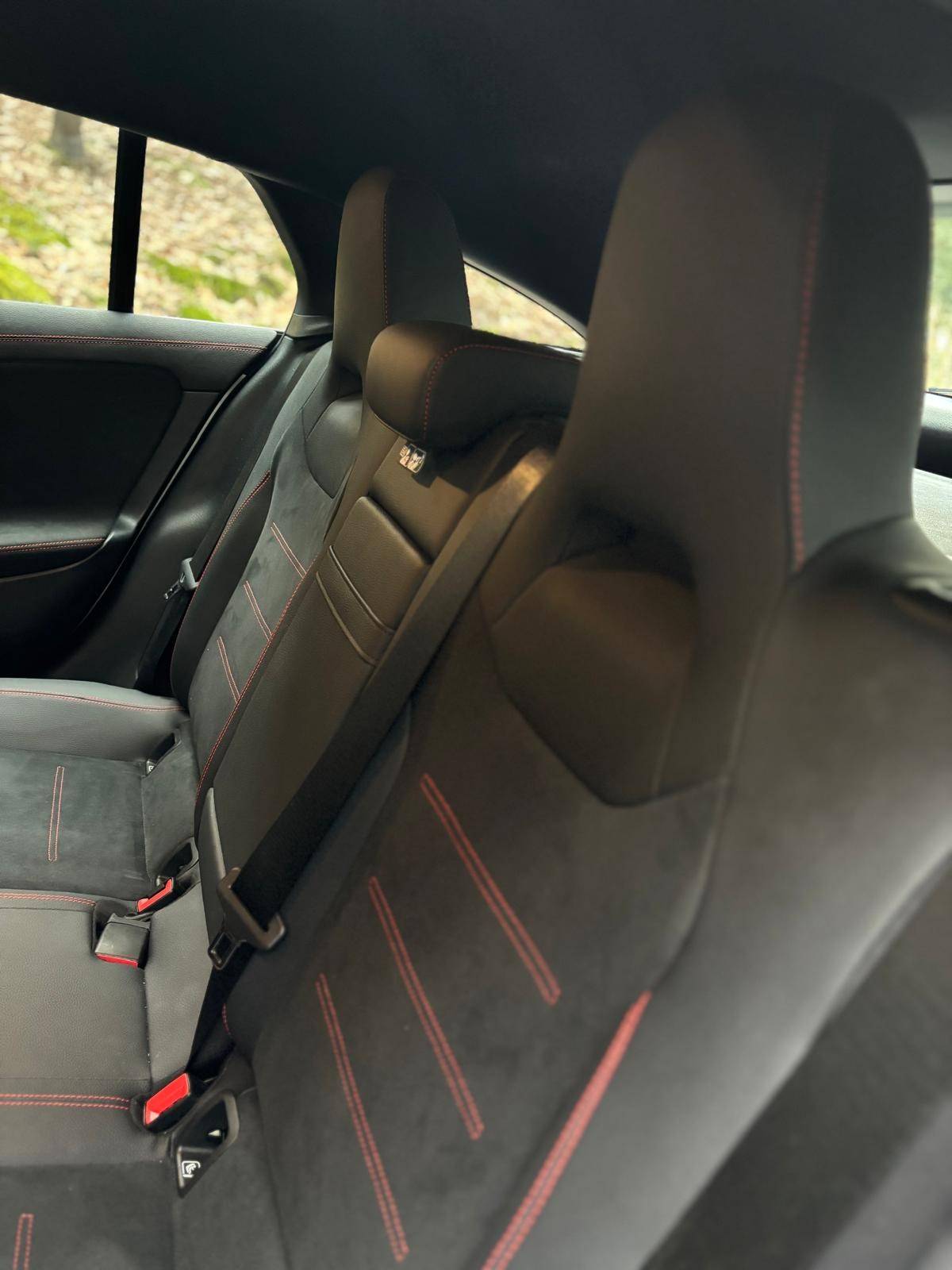 mercedes-benz-cla-2024-hibrido-a-gasolina-1332cc