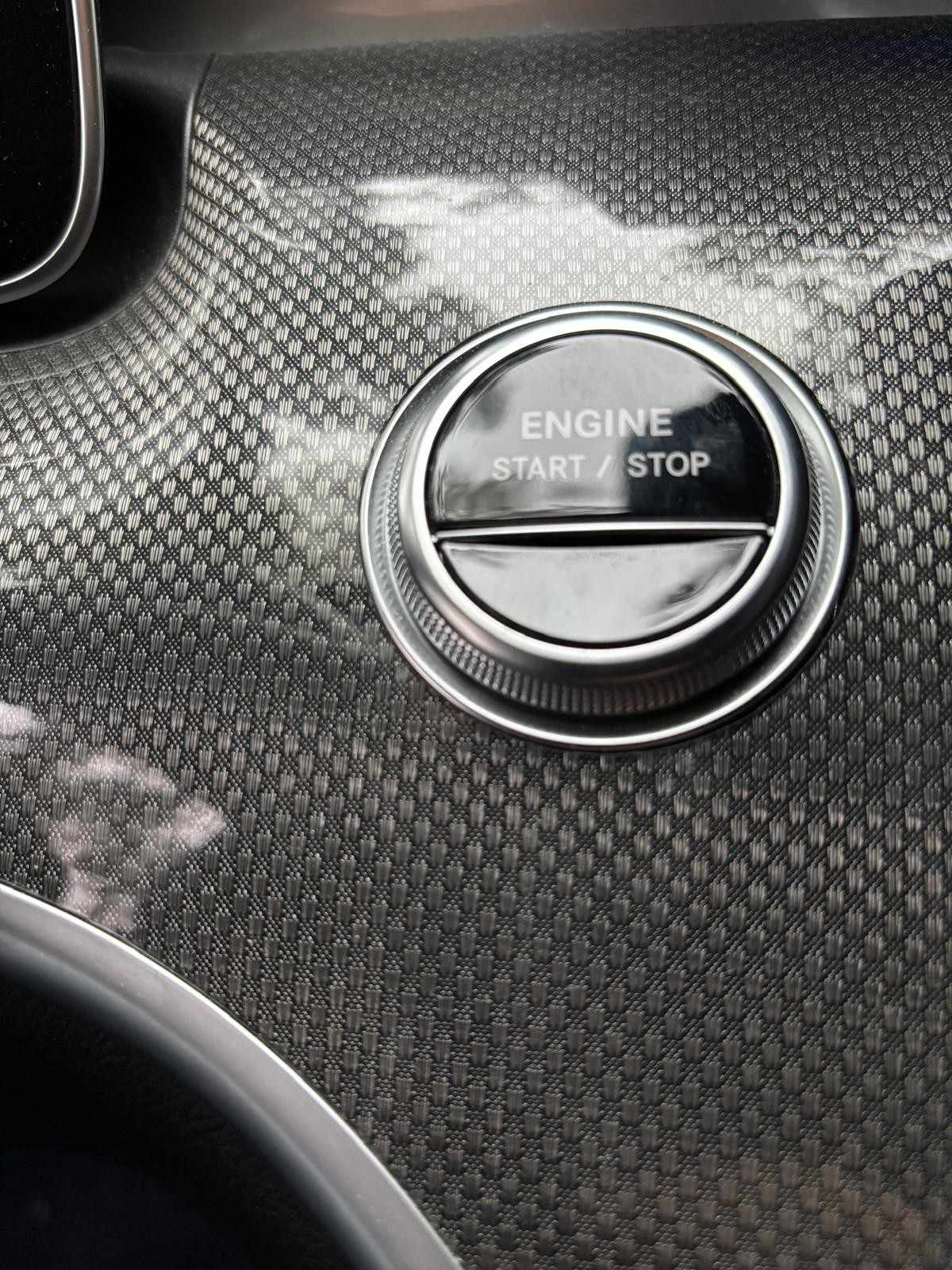mercedes-benz-classe-c-2023-hibrido-a-gasolina-1999cc