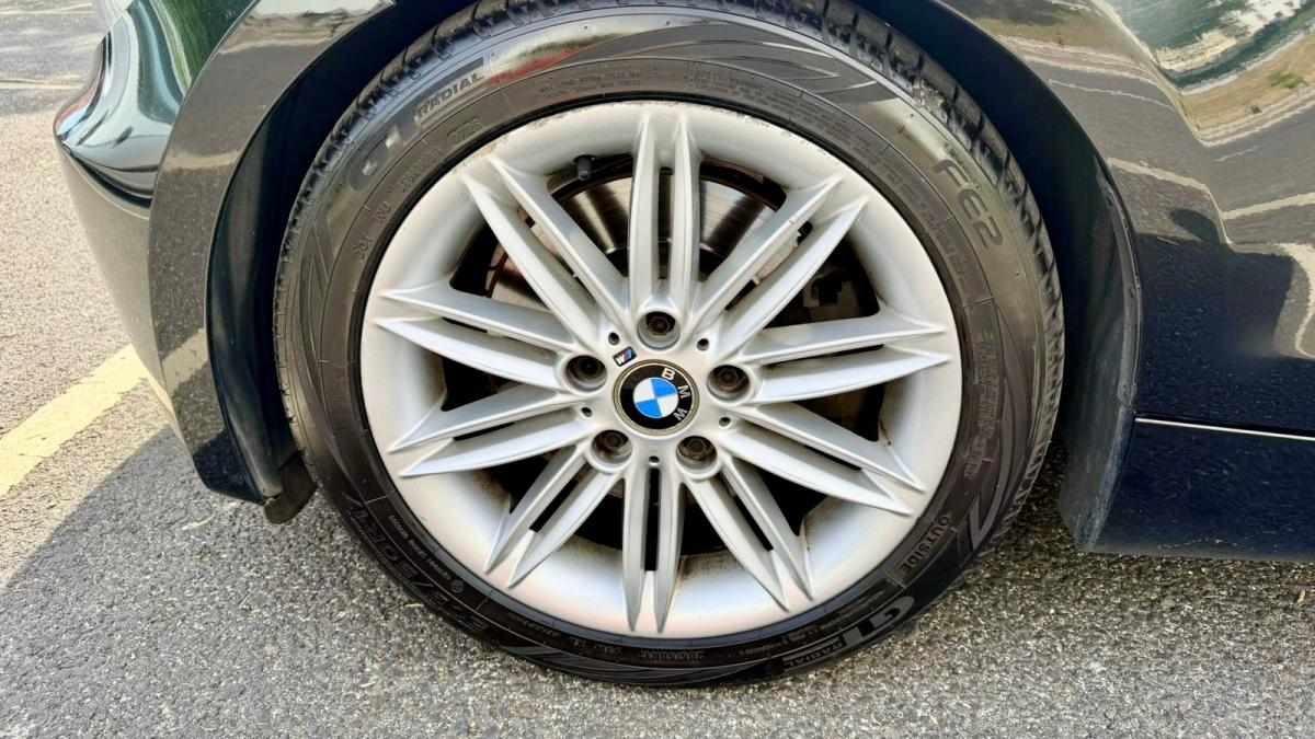 bmw-serie-1-123d-2007-diesel-1995cc