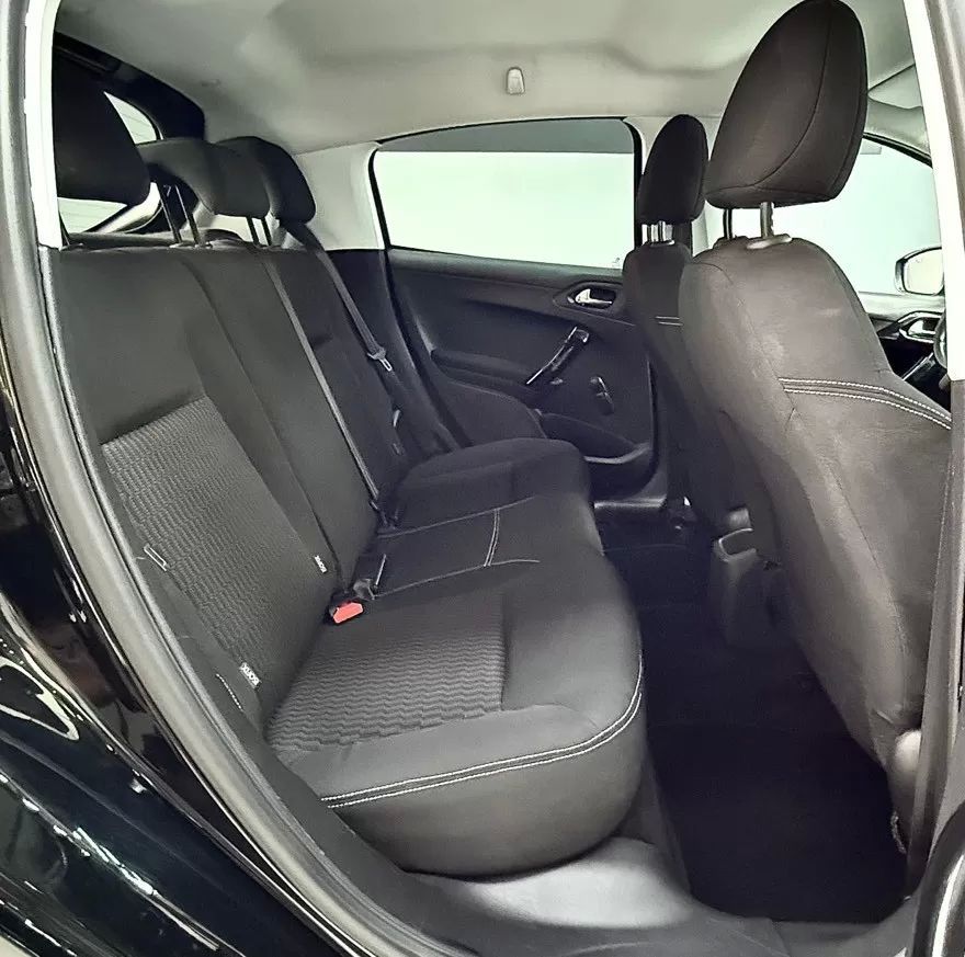 peugeot-208-2016-diesel-1560cc