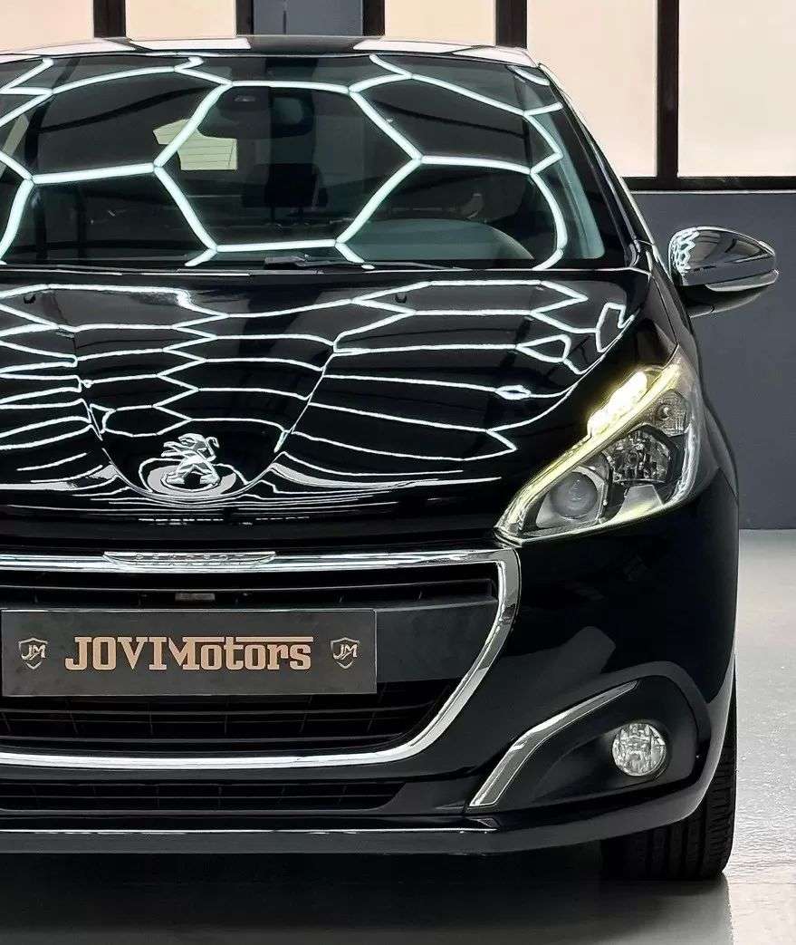 peugeot-208-2016-diesel-1560cc