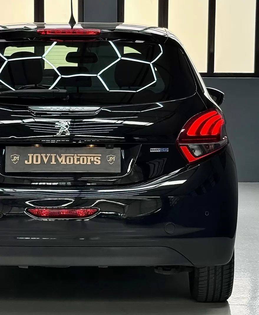 peugeot-208-2016-diesel-1560cc