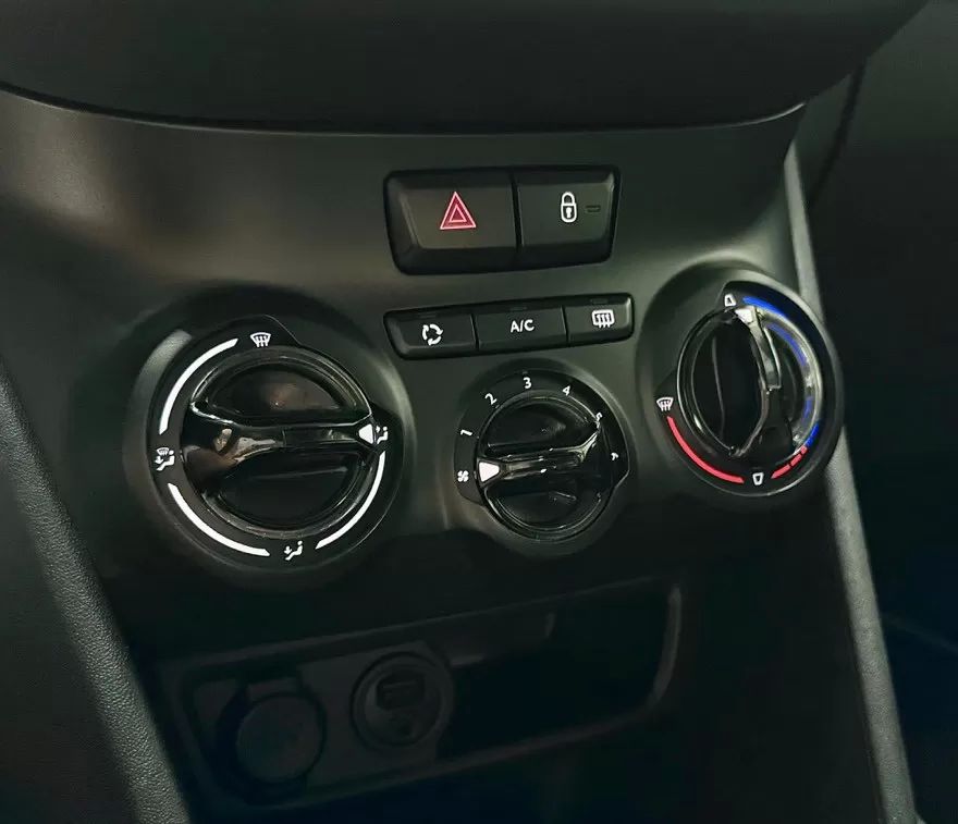 peugeot-208-2016-diesel-1560cc