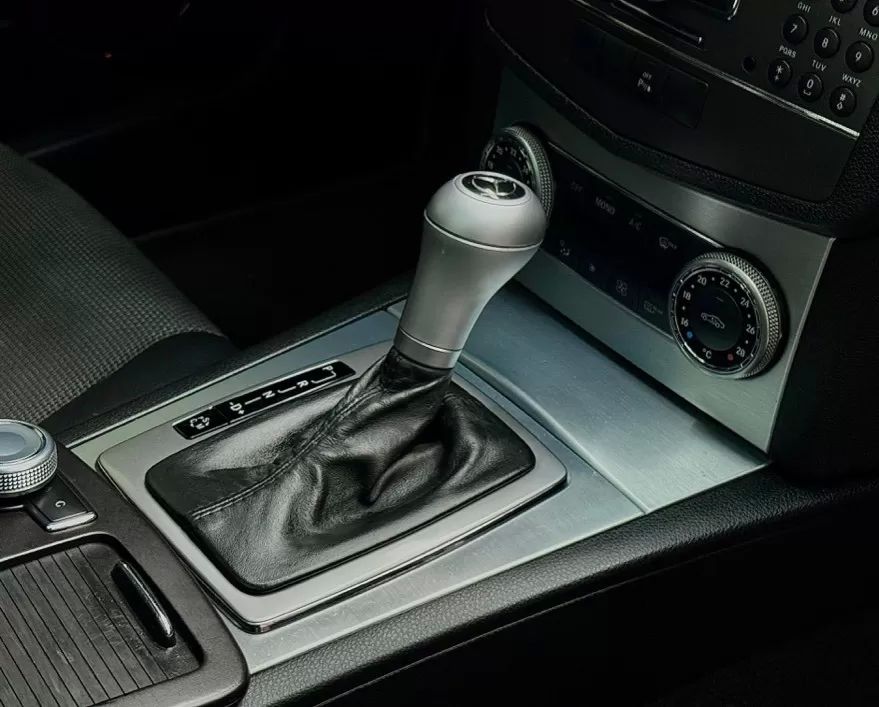 mercedes-benz-classe-c-2009-diesel-2143cc