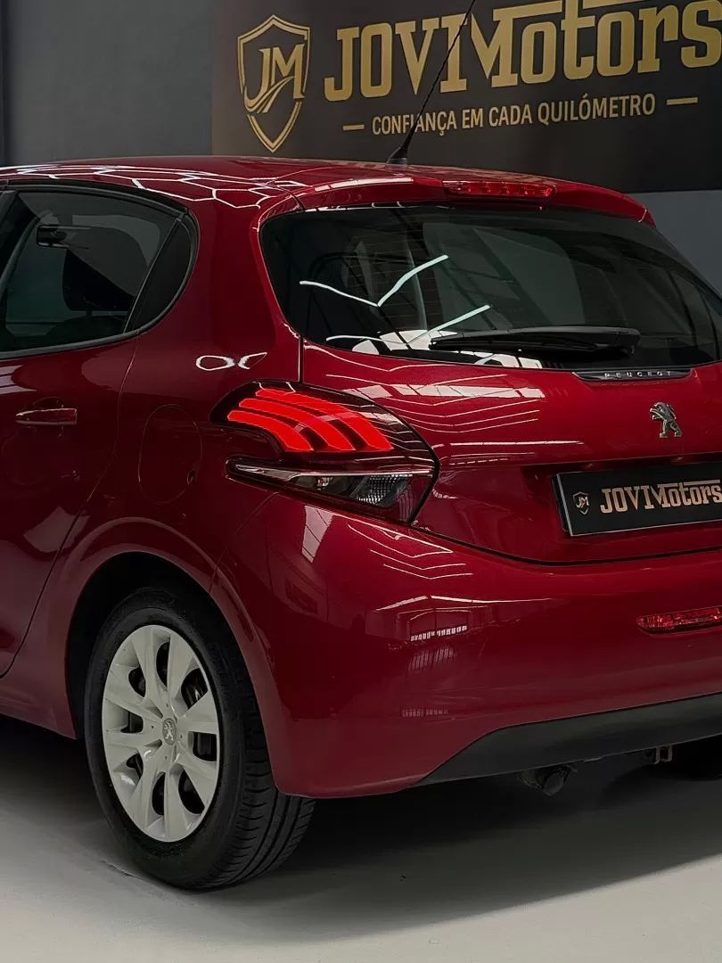 peugeot-208-2018-gasolina-1199cc