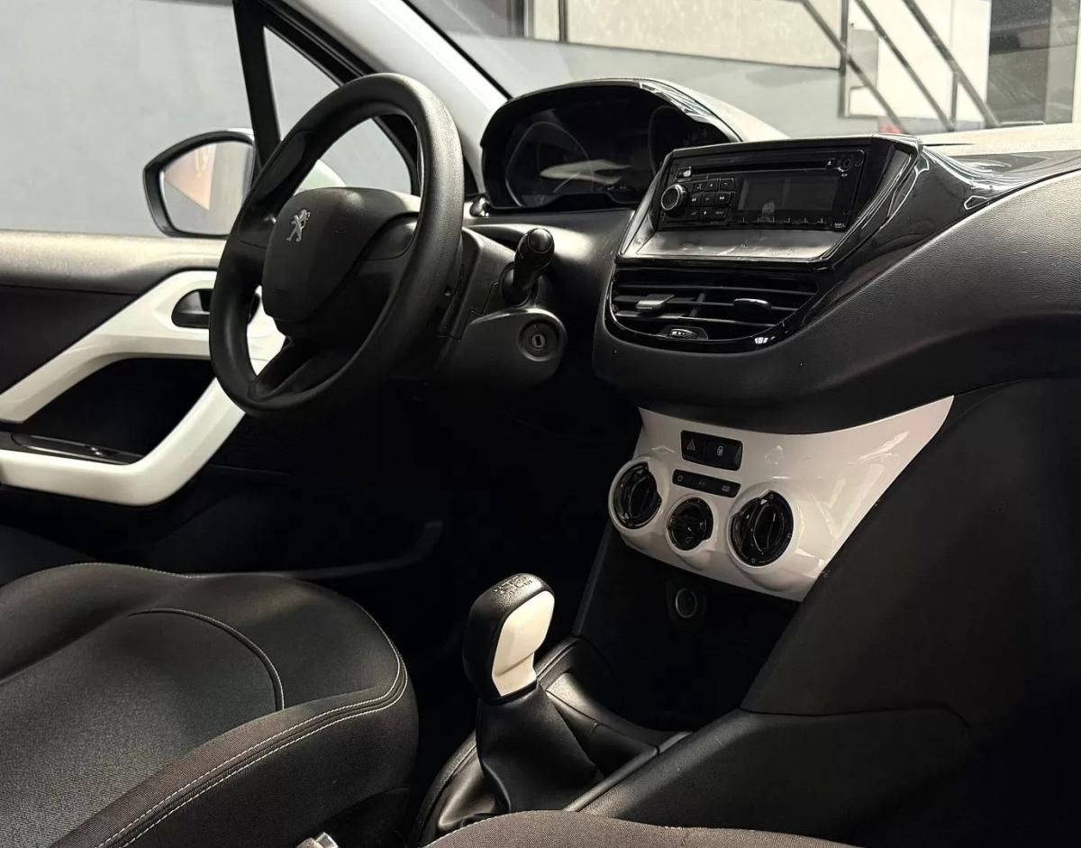 peugeot-208-2018-gasolina-1199cc