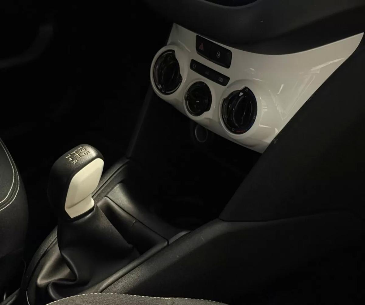 peugeot-208-2018-gasolina-1199cc