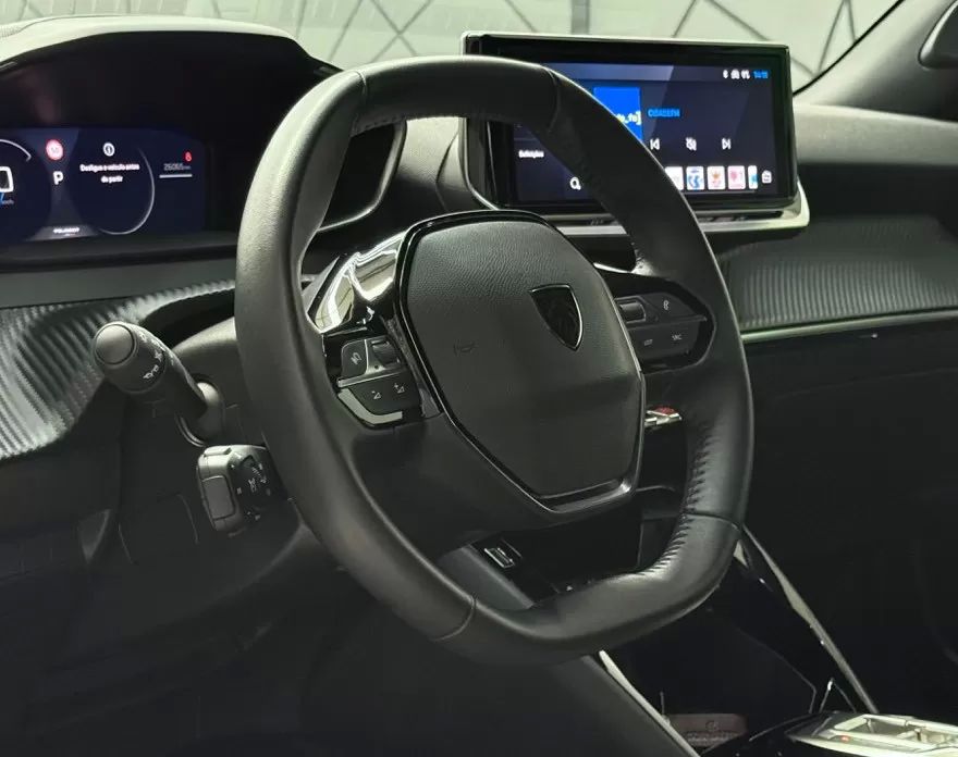 peugeot-e-2008-2024-eletrico-200cc