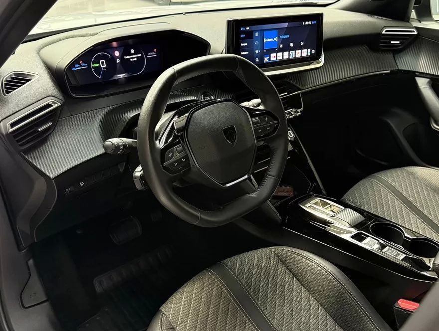 peugeot-e-2008-2024-eletrico-200cc