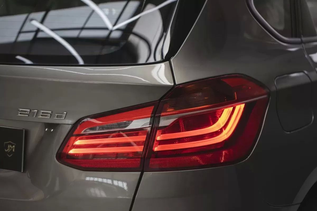 bmw-serie-2-2015-diesel-1496cc