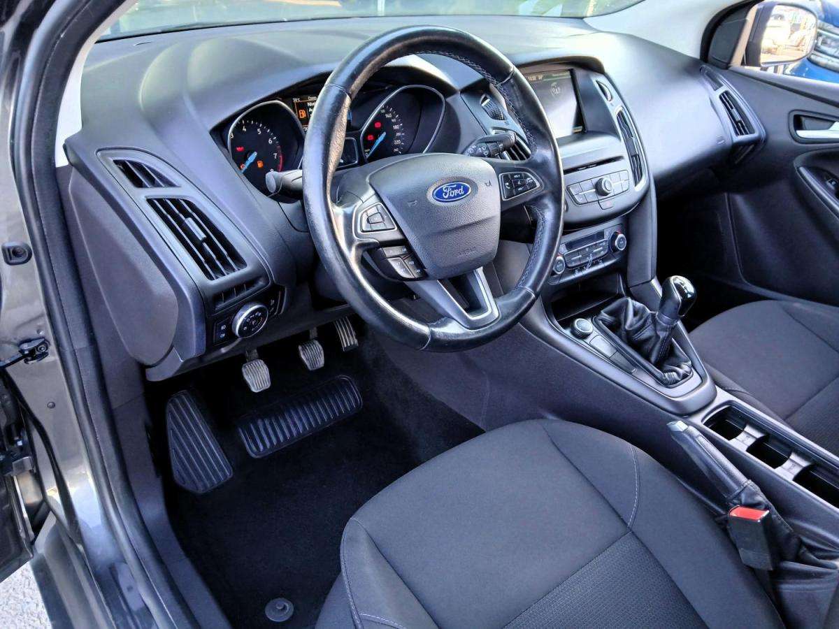 ford-focus-sw-2015-gasolina-998cc