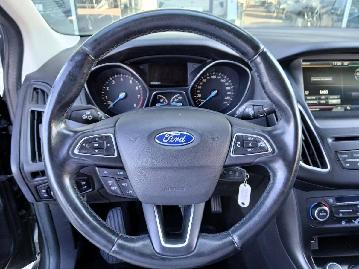 ford-focus-sw-2015-gasolina-998cc