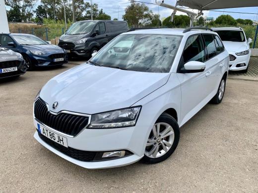 skoda-fabia-break-2022-gasolina-999cc