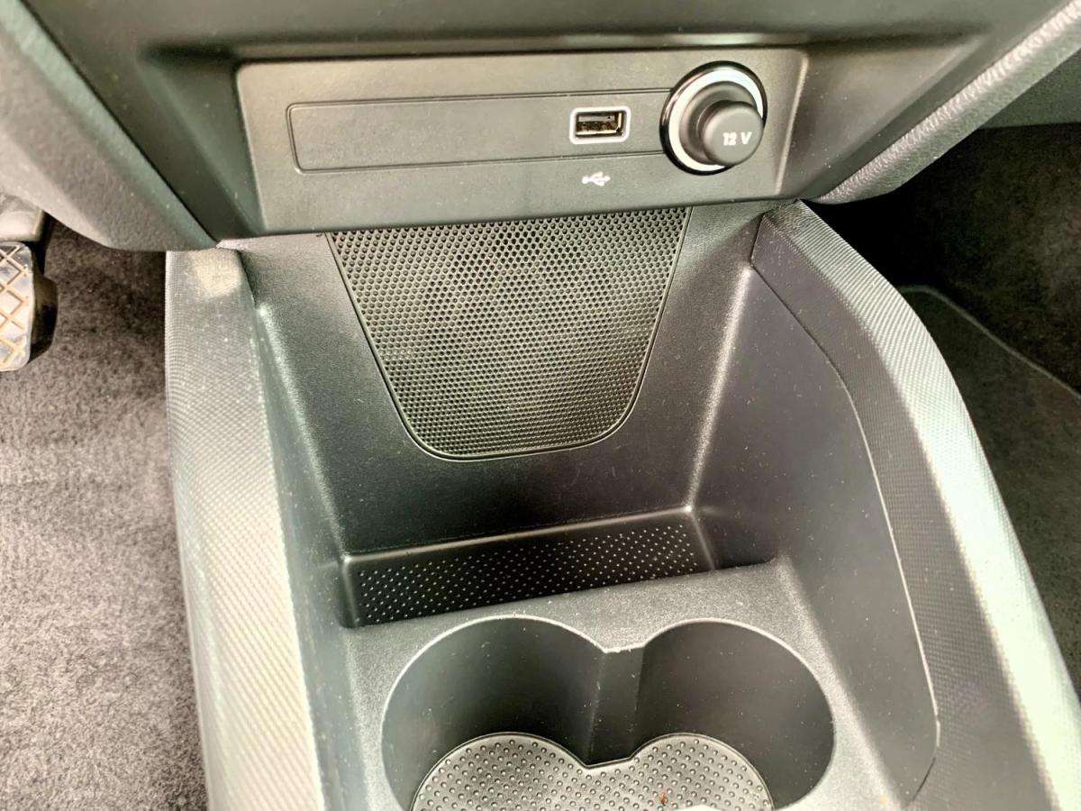 skoda-fabia-break-2022-gasolina-999cc