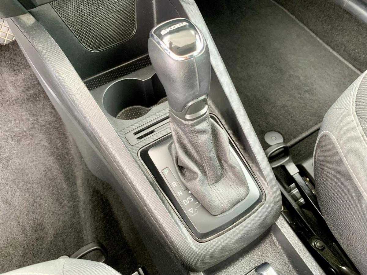 skoda-fabia-break-2022-gasolina-999cc