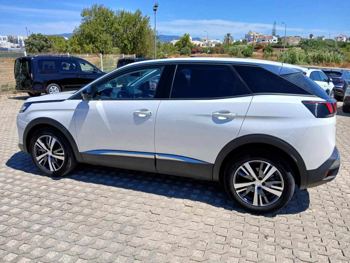 peugeot-3008-2023-diesel-1499cc