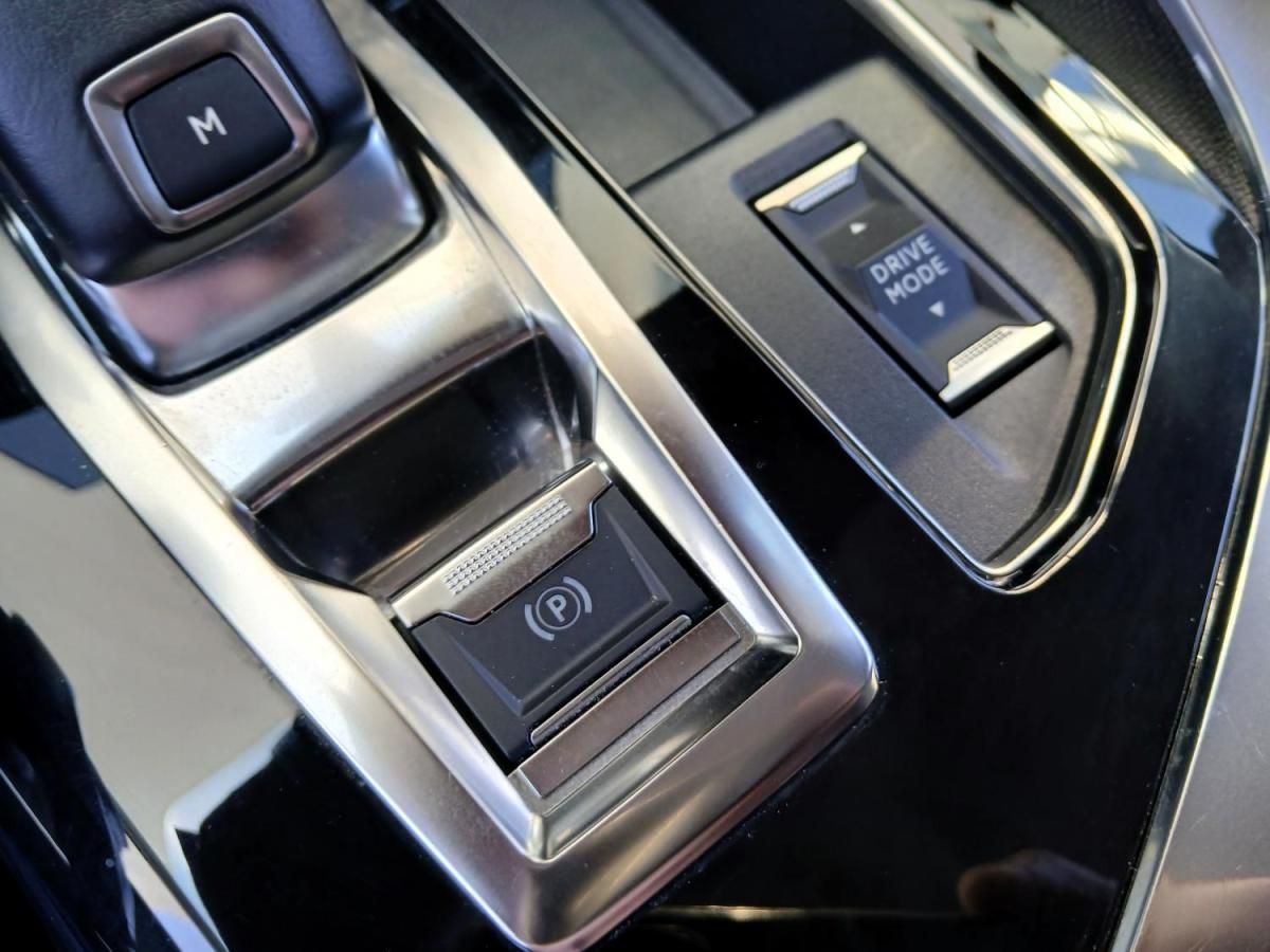 peugeot-3008-2023-diesel-1499cc