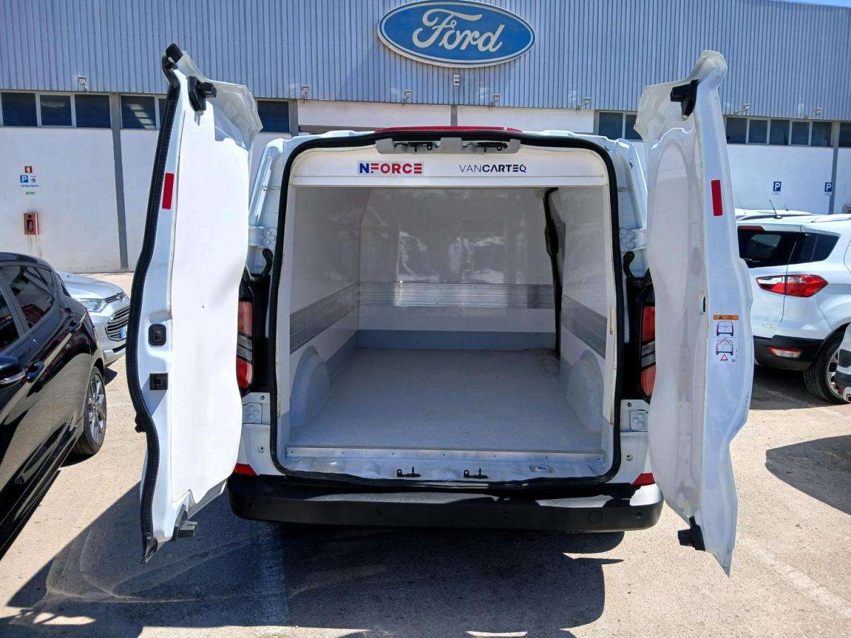 ford-transit-custom-2024-diesel-1996cc