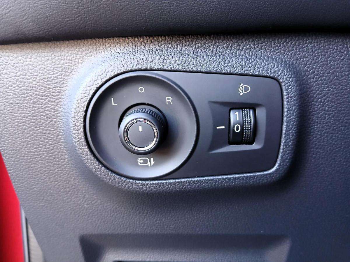 mg-zs-2023-gasolina-999cc