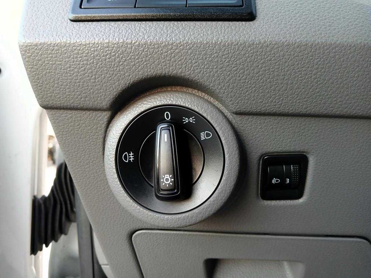 volkswagen-transporter-2024-diesel-1968cc