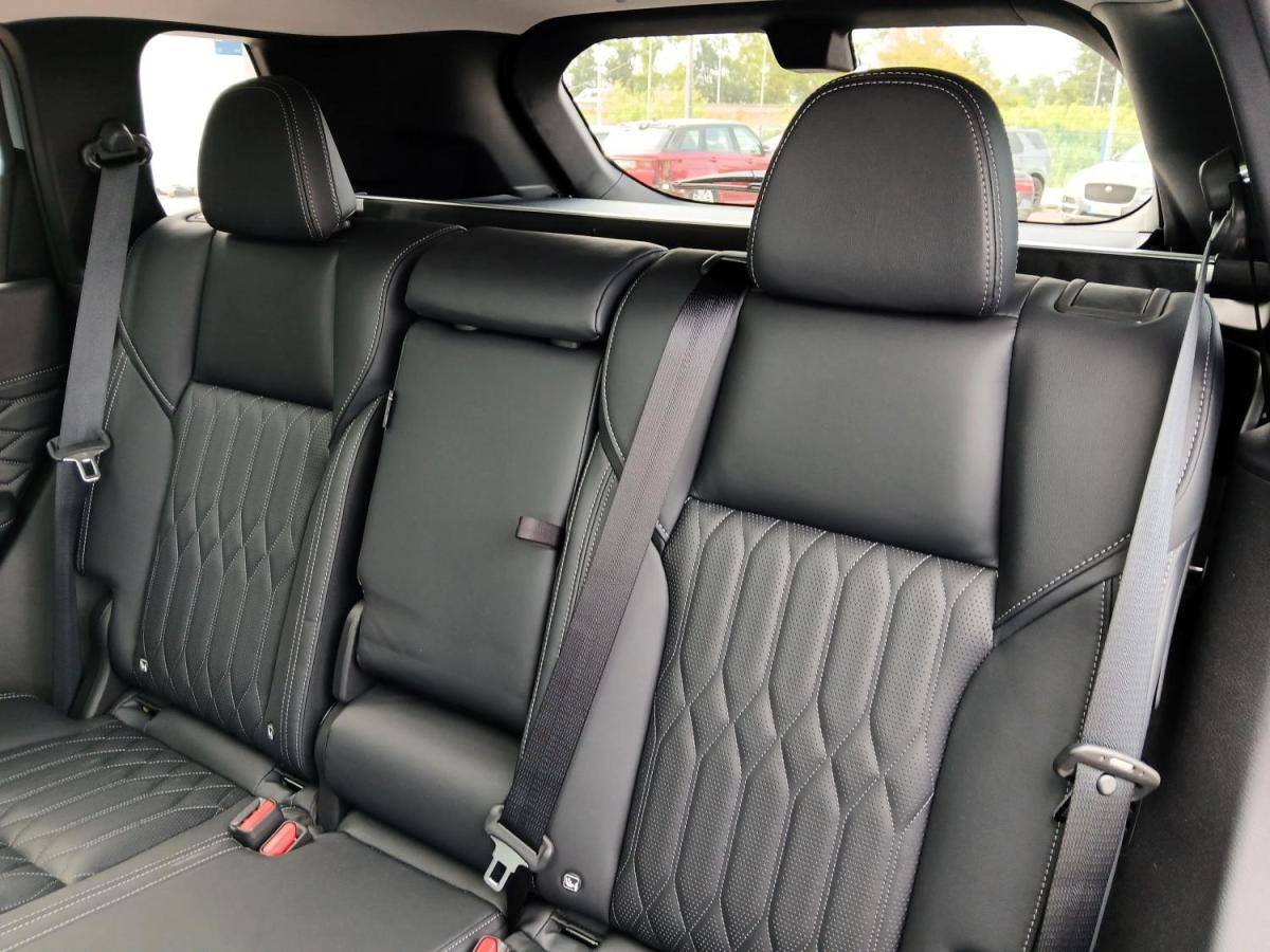 mitsubishi-outlander-2026-hibrido-a-gasolina-2360cc