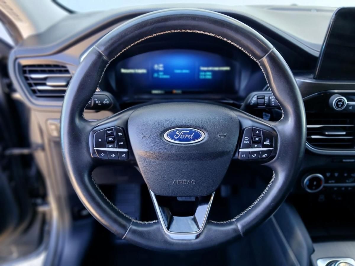 ford-kuga-2023-hibrido-a-gasolina-2488cc