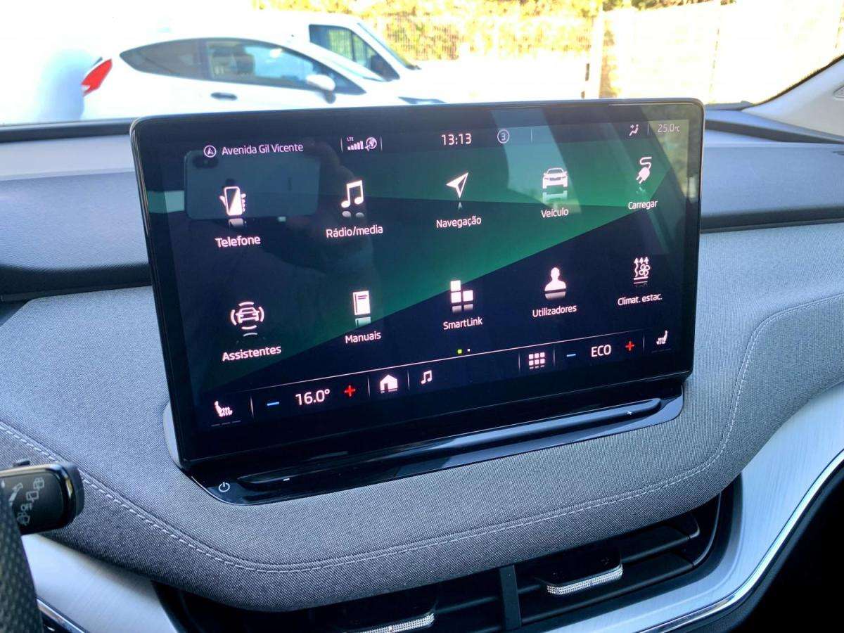 skoda-enyaq-2023-eletrico-0cc
