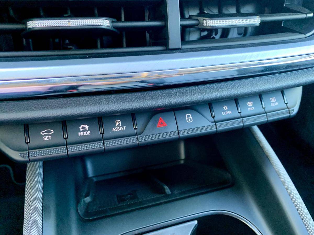 skoda-enyaq-2023-eletrico-0cc