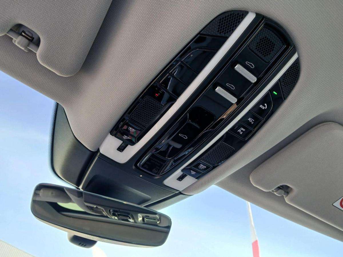 porsche-panamera-2023-gasolina-2894cc