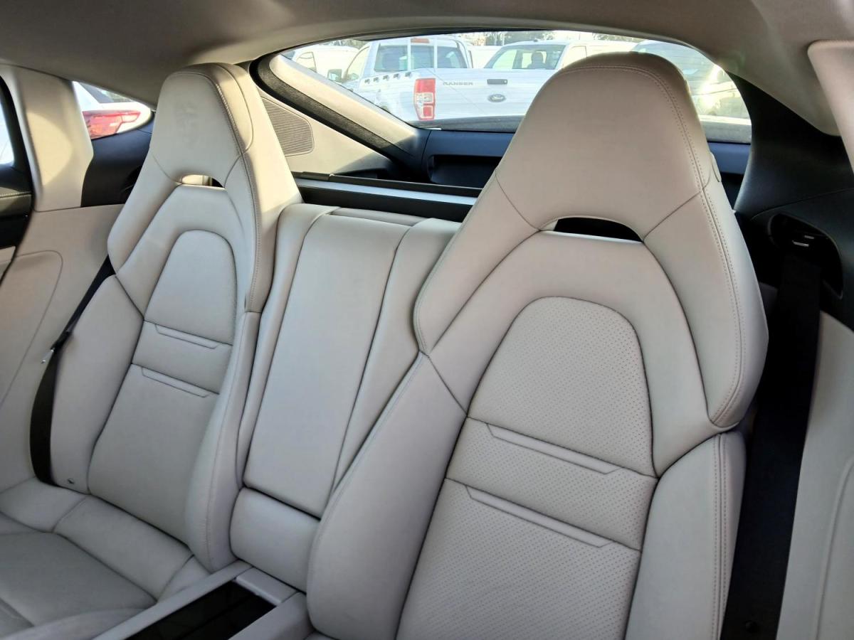porsche-panamera-2023-gasolina-2894cc