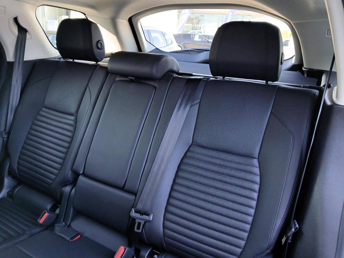 land-rover-discovery-sport-2023-hibrido-a-gasolina-1498cc