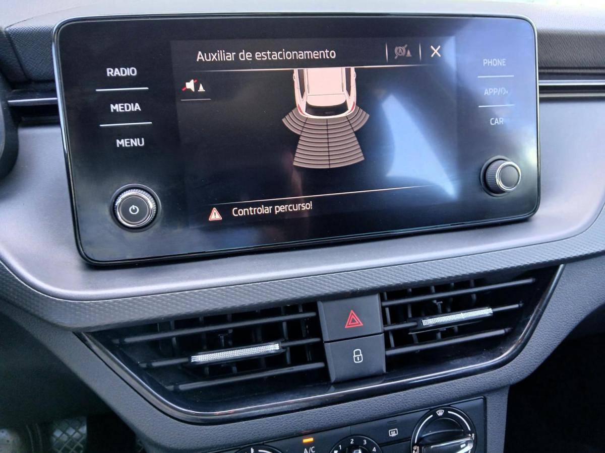 skoda-kamiq-2022-gasolina-999cc