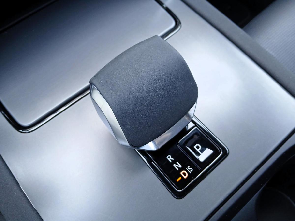 land-rover-discovery-sport-2025-hibrido-a-gasolina-1498cc