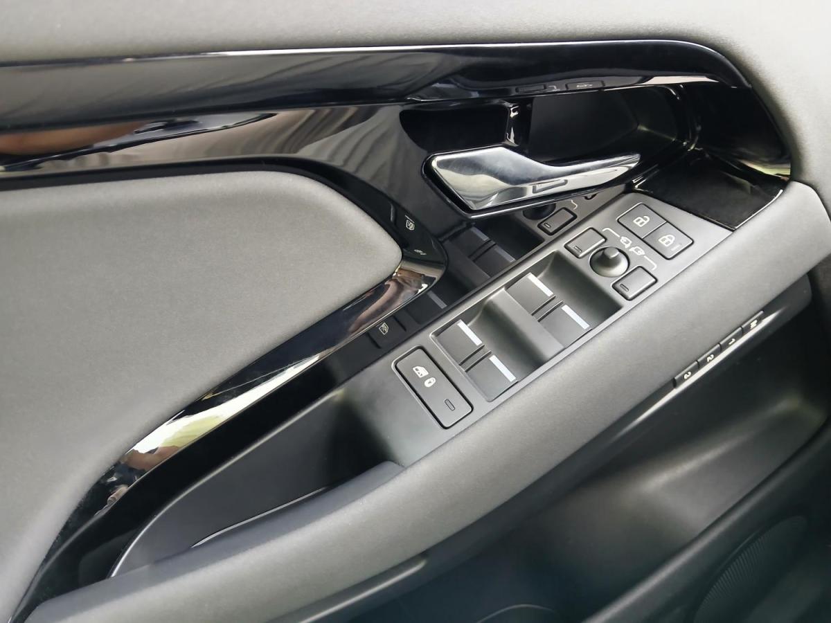 land-rover-range-rover-evoque-2024-hibrido-a-gasolina-1498cc