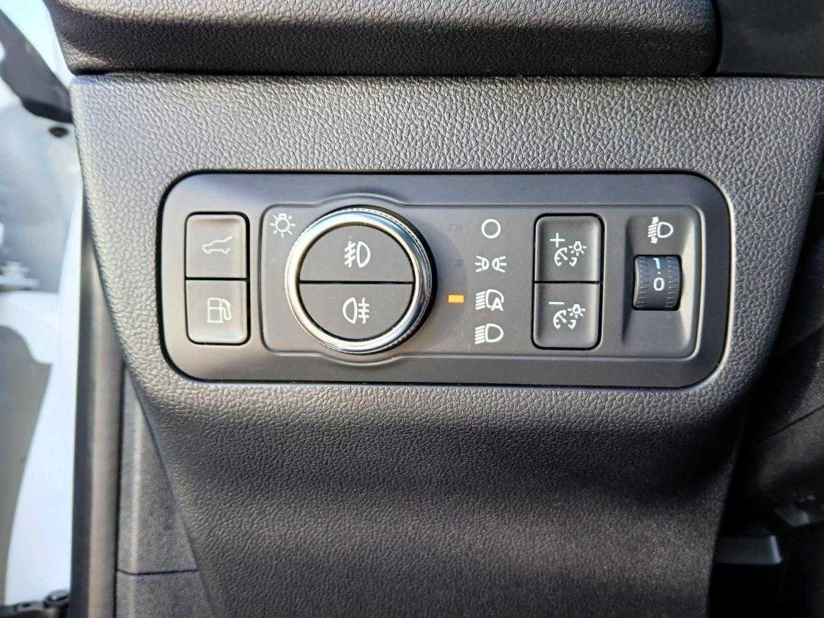ford-kuga-2023-hibrido-a-gasolina-2488cc