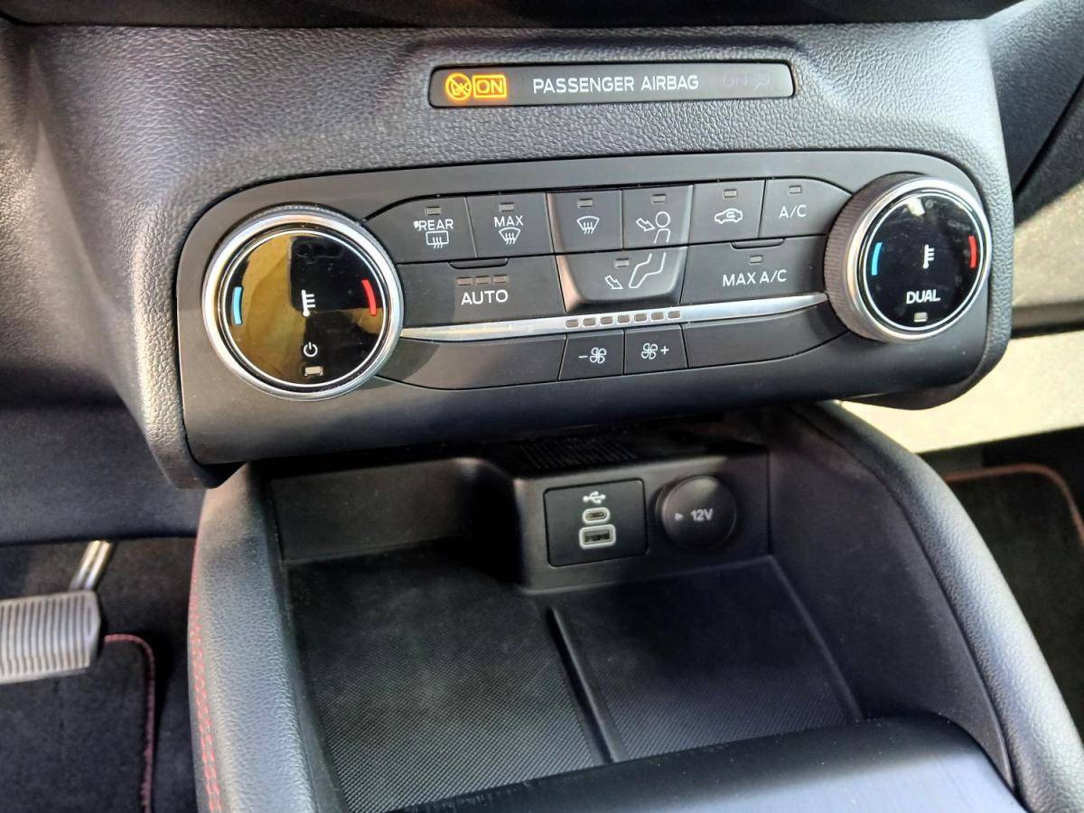 ford-kuga-2023-hibrido-a-gasolina-2488cc