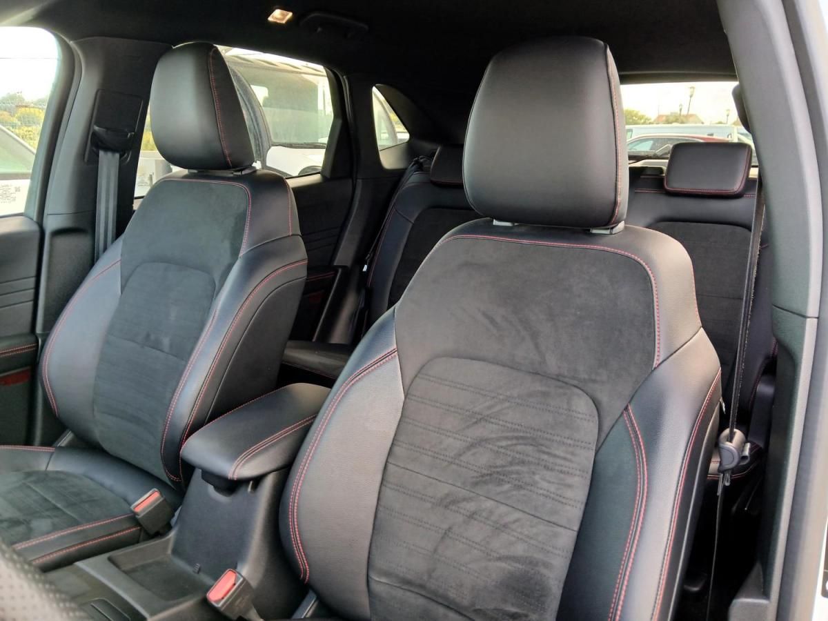 ford-kuga-2023-hibrido-a-gasolina-2488cc