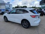 ford-kuga-2023-hibrido-a-gasolina-2488cc