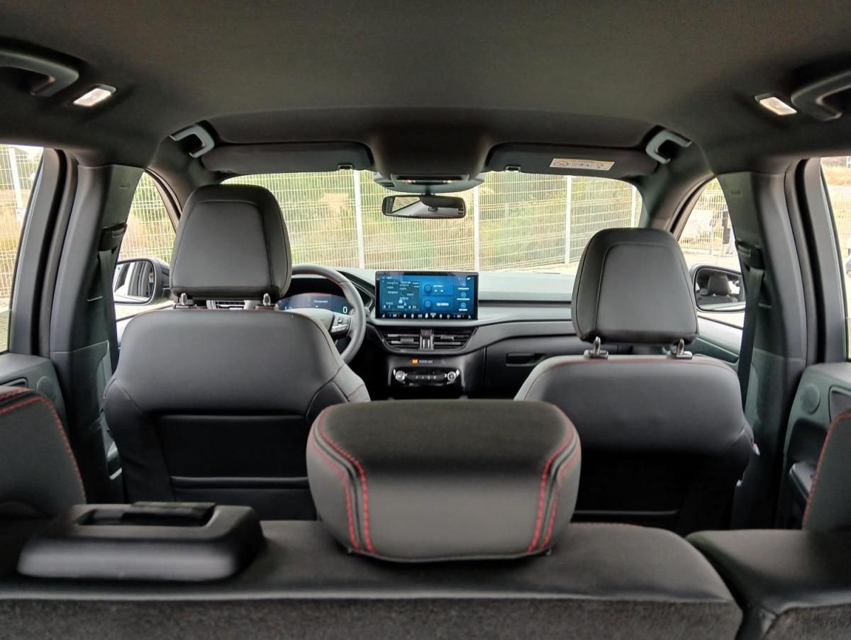 ford-kuga-2024-hibrido-a-gasolina-2488cc