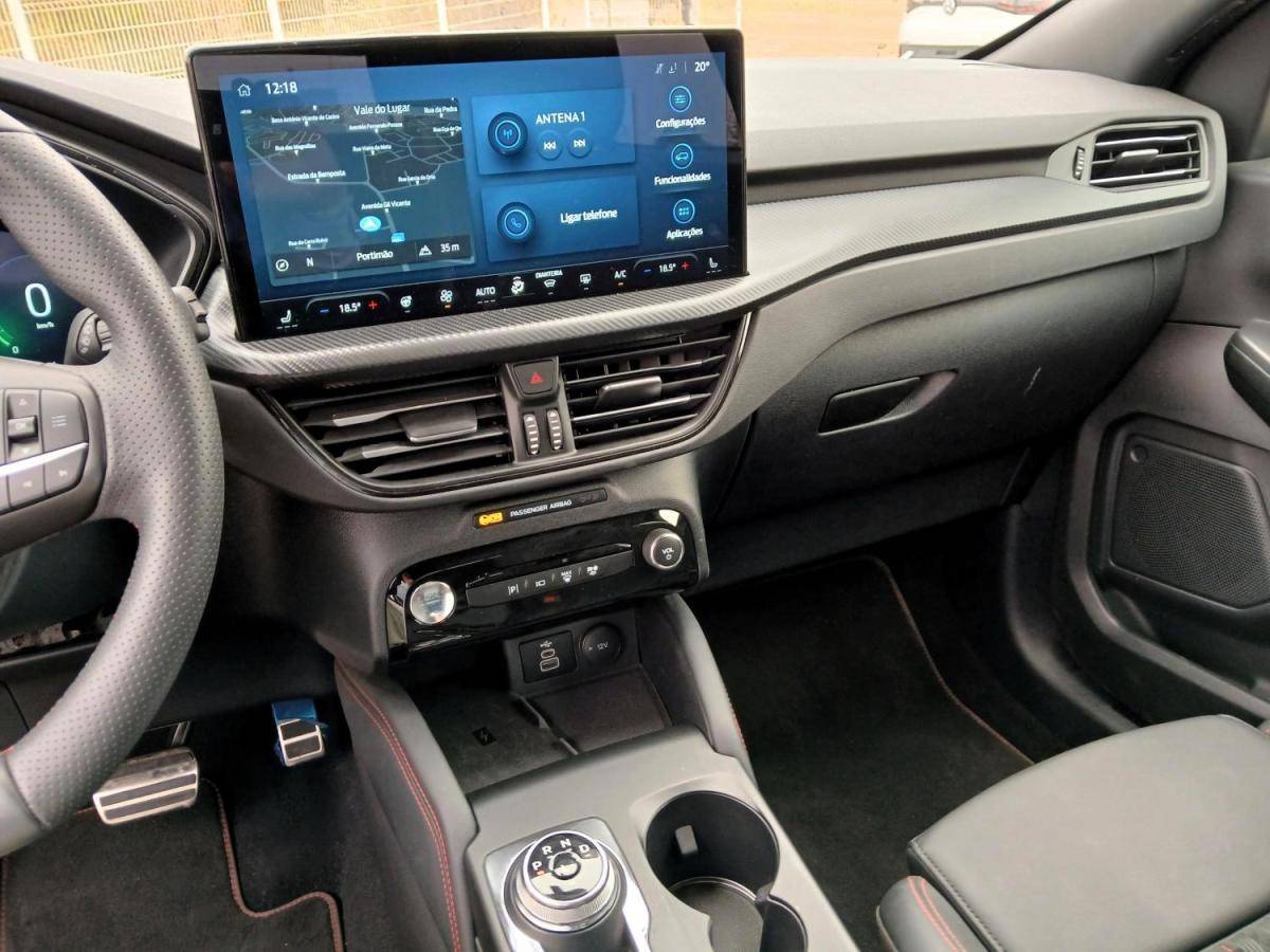 ford-kuga-2024-hibrido-a-gasolina-2488cc