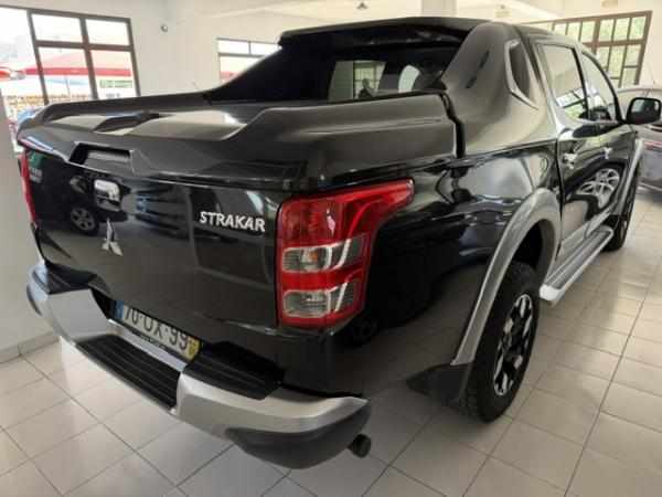 mitsubishi-l200-2-4-181cv-2018-diesel-2442cc