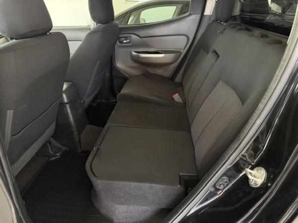 mitsubishi-l200-2-4-181cv-2018-diesel-2442cc